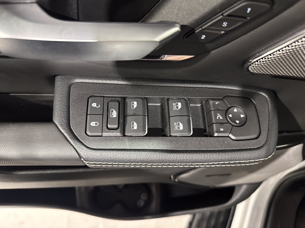 New 2026 RAM 1500 Rebel w/ Rebel Level 2 Equipment Group AWD/4WD image 17