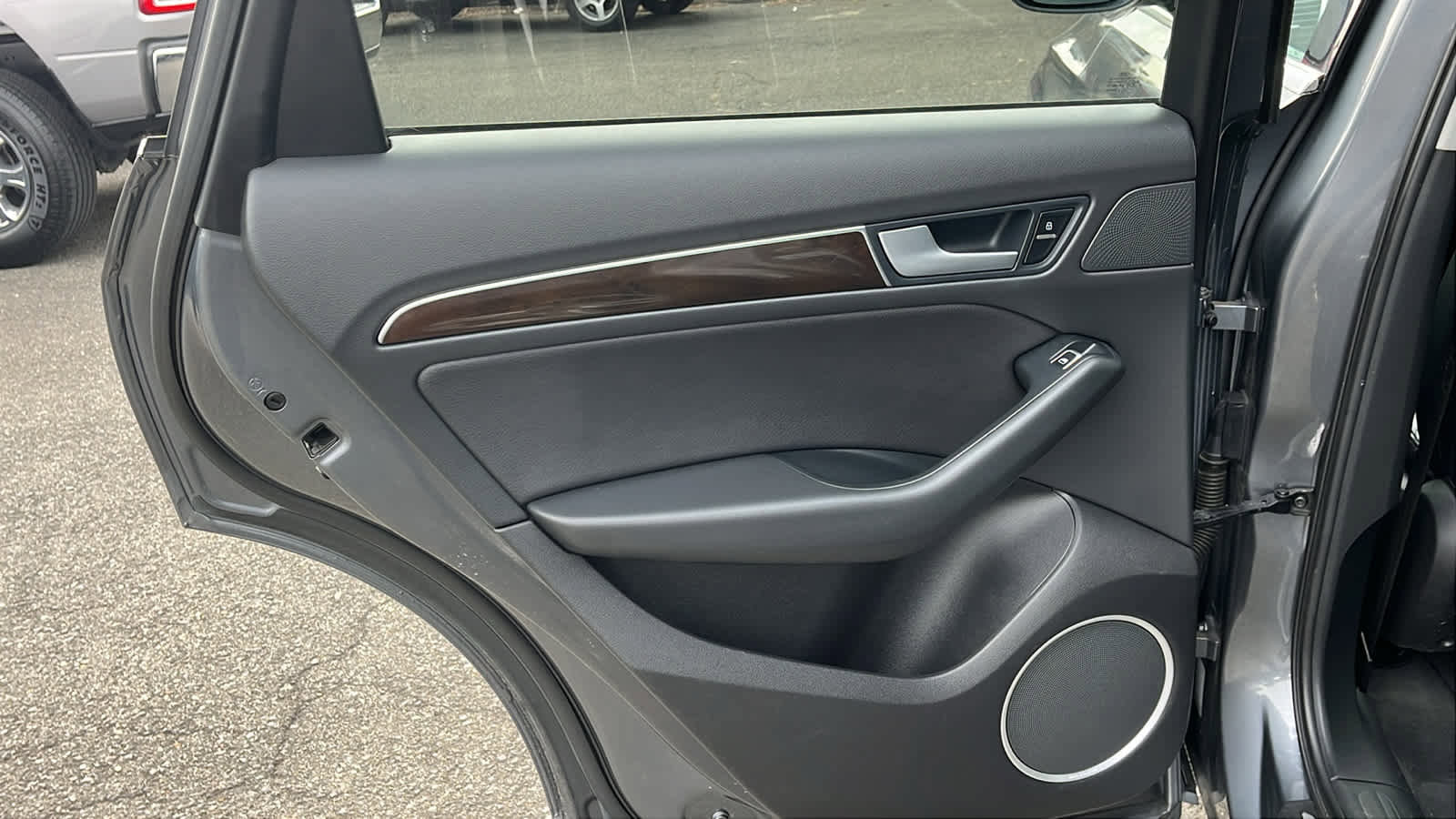 Used 2014 Audi Q5 3.0T Premium Plus AWD/4WD image 25