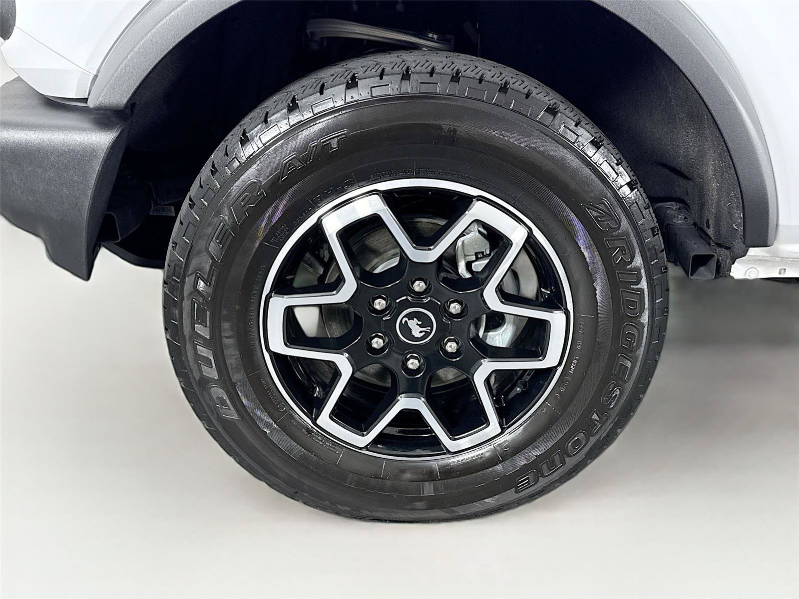 Used 2025 Ford Bronco 4-Door AWD/4WD image 38
