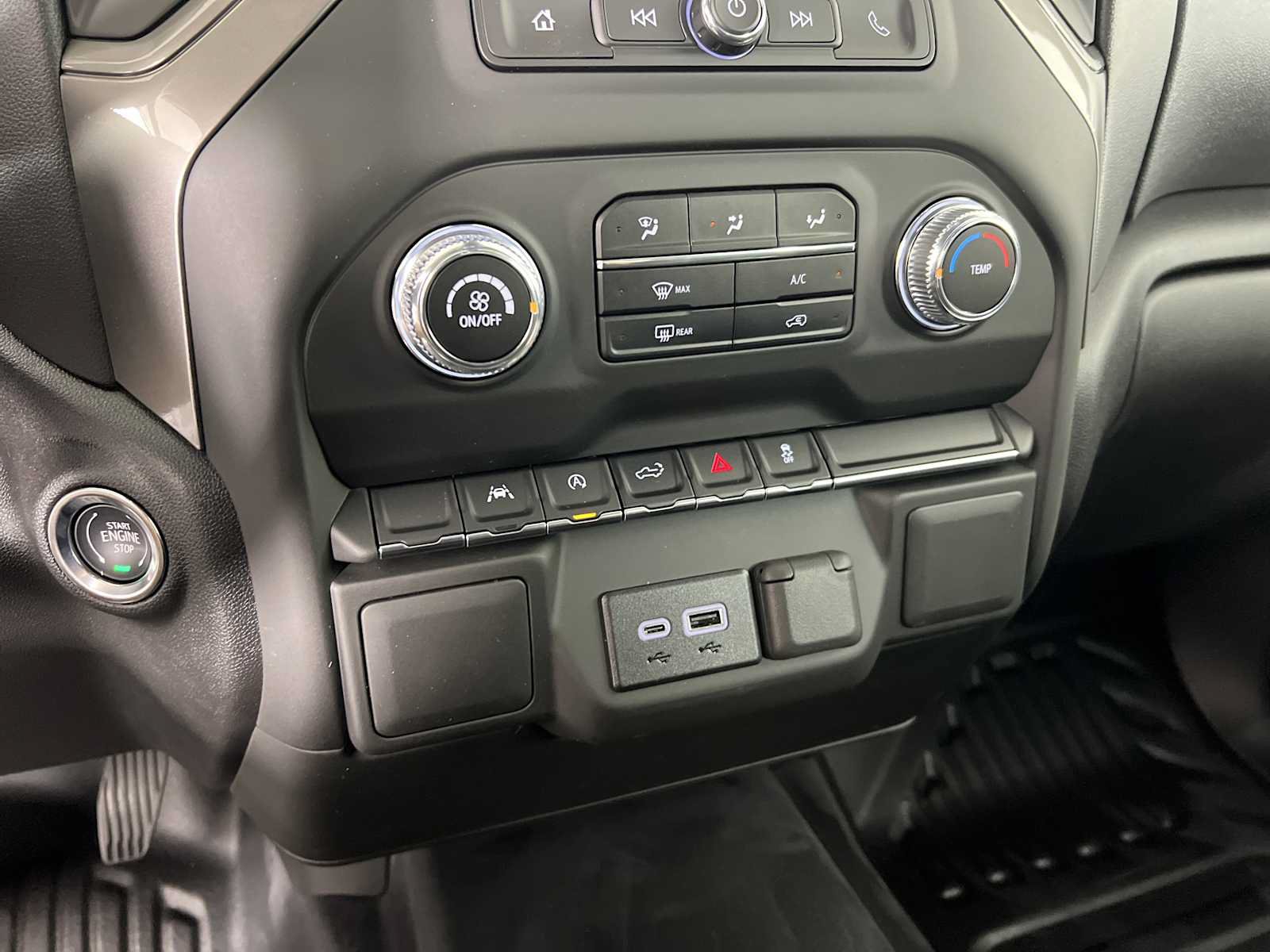 New 2026 GMC Sierra 1500 Pro w/ Convenience Package AWD/4WD image 44