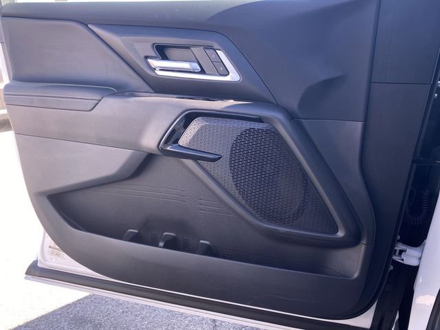 Certified 2026 Chevrolet Silverado EV LT image 29