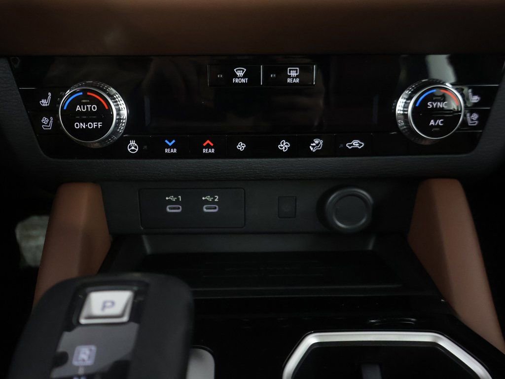 New 2026 Mitsubishi Outlander SEL FWD image 54