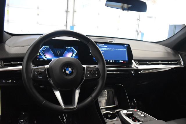 Used 2026 BMW X2 xDrive28i AWD/4WD image 23