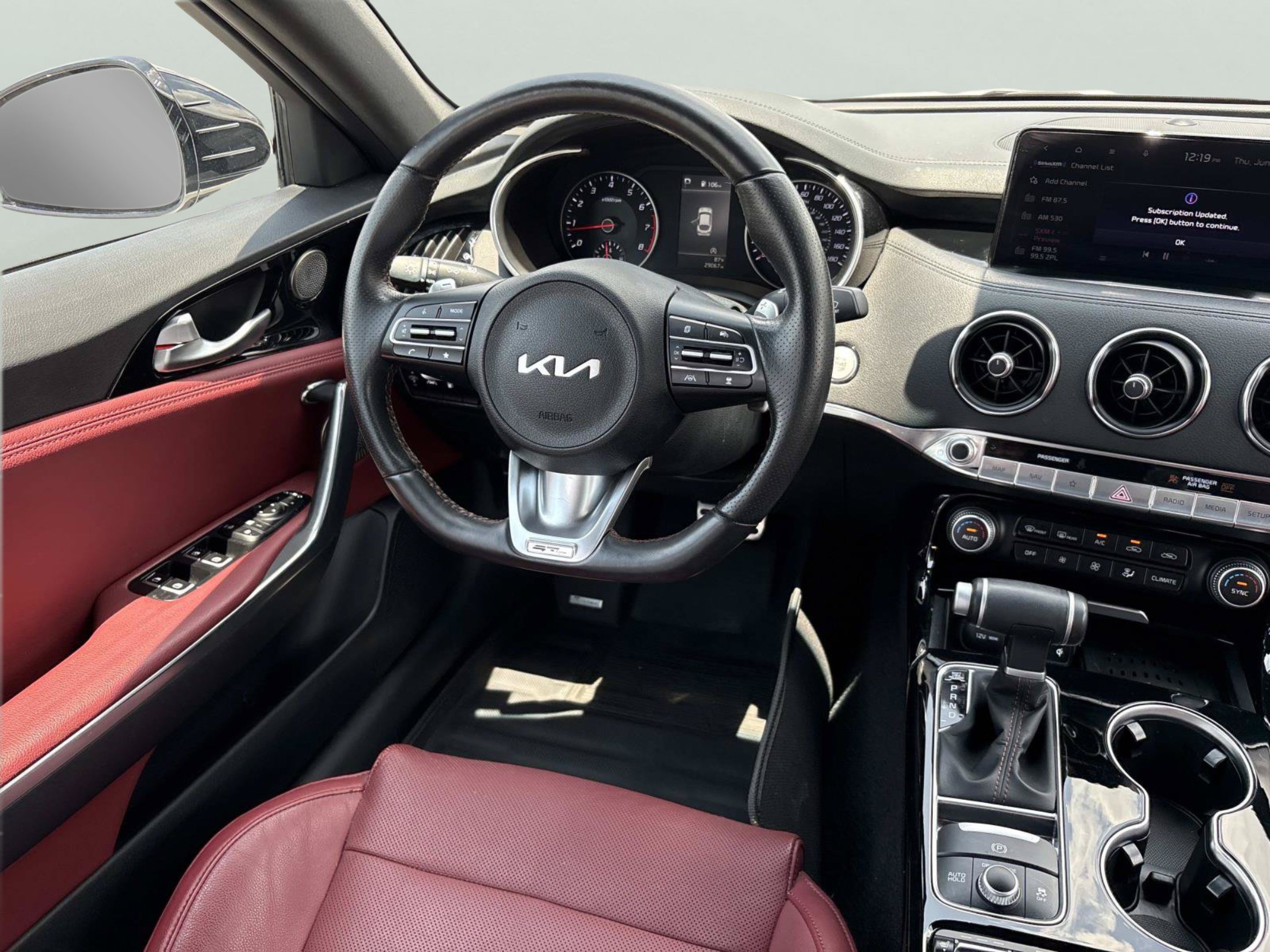 Used 2023 Kia Stinger GT-Line w/ Sun & Sound Package AWD/4WD image 9