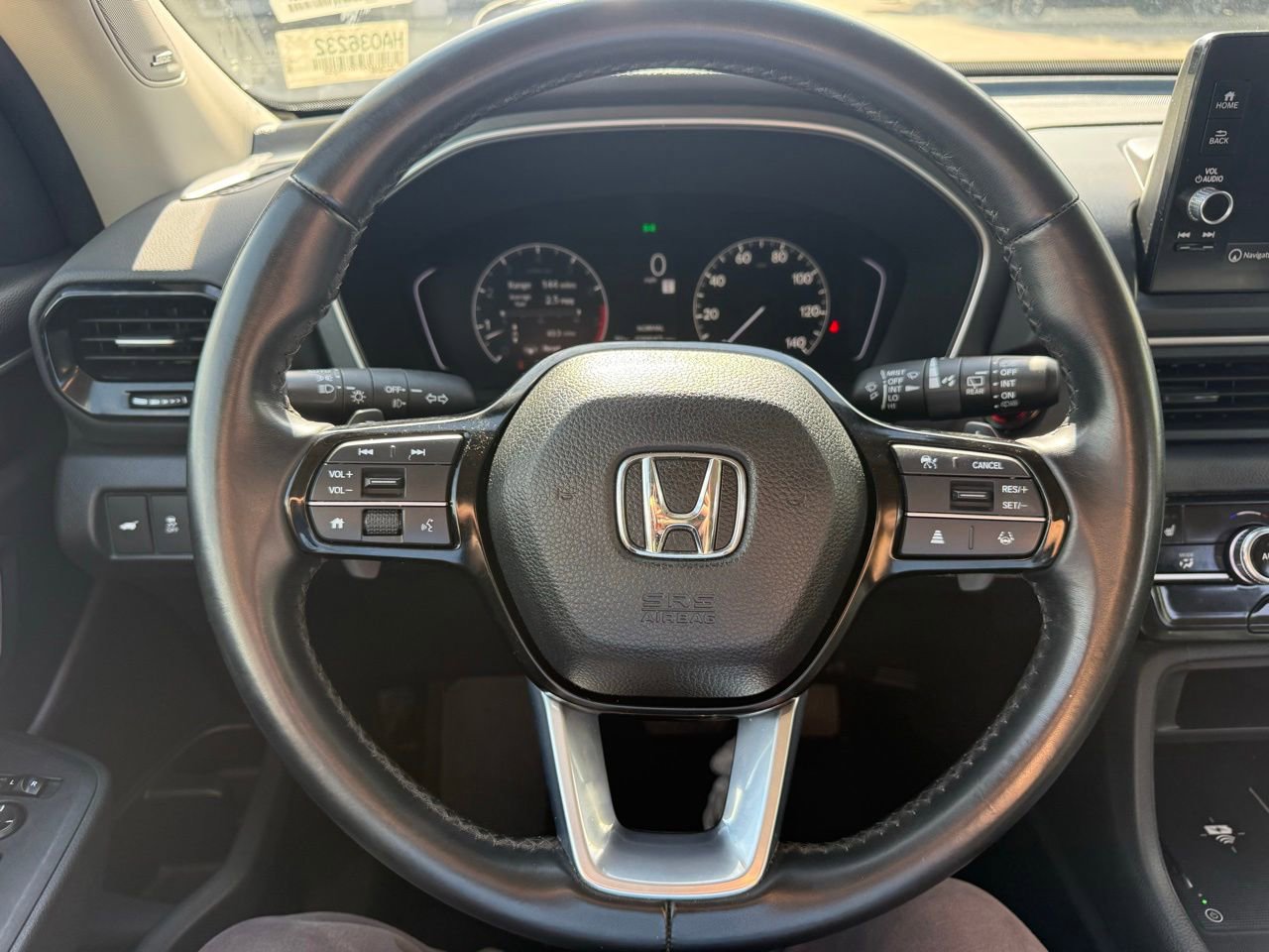 Used 2023 Honda Pilot Touring image 12
