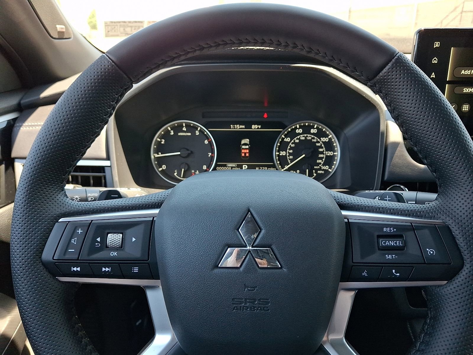 New 2026 Mitsubishi Outlander LE AWD/4WD image 17