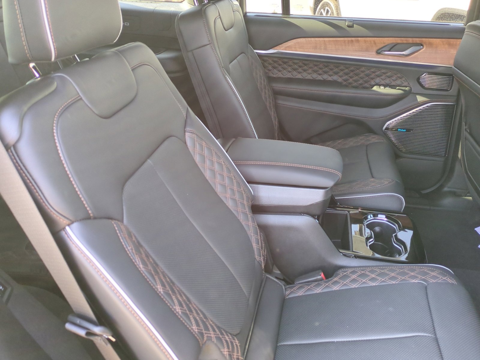 New 2025 Jeep Grand Cherokee L Summit image 18