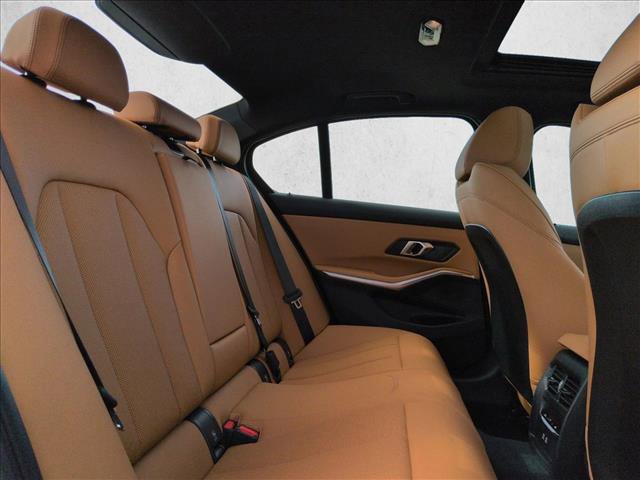 Used 2025 BMW 330i xDrive Sedan w/ Convenience Package image 21
