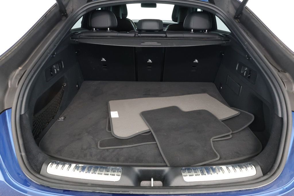 Used 2024 Mercedes-Benz GLC 300 4MATIC w/ AMG Line image 20