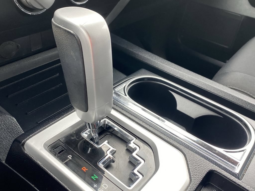 Certified 2017 Toyota Tundra SR5 AWD/4WD image 10