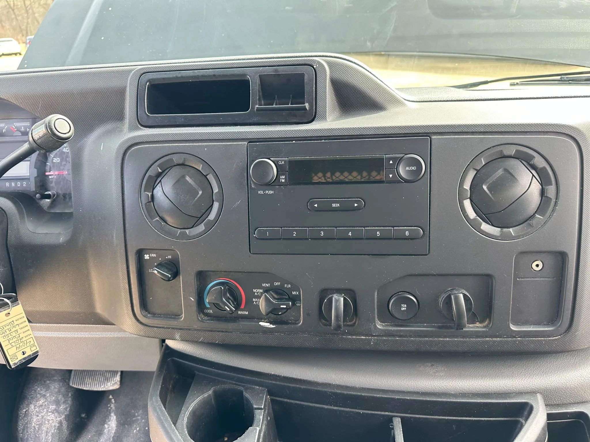 Used 2013 Ford E-350 and Econoline 350 Extended Super Duty RWD image 19