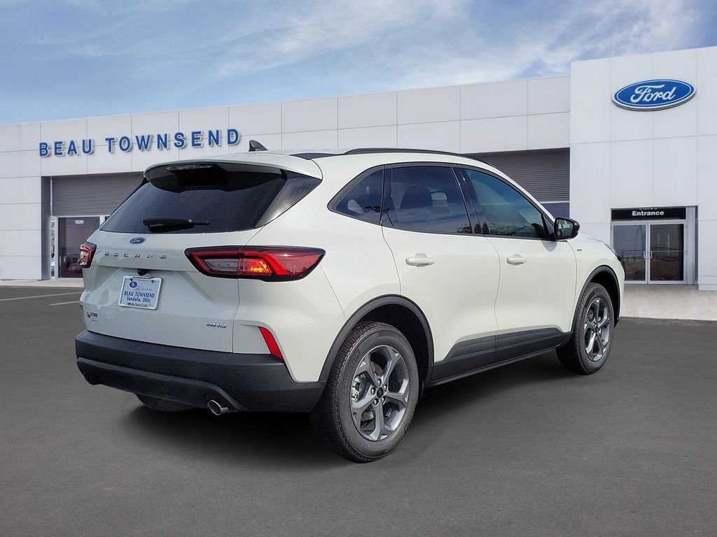 New 2026 Ford Escape ST-Line w/ Cold Weather Package AWD/4WD image 4