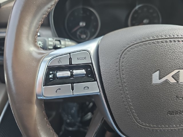 Used 2022 Kia Telluride SX w/ Nightfall Edition Package AWD/4WD image 21
