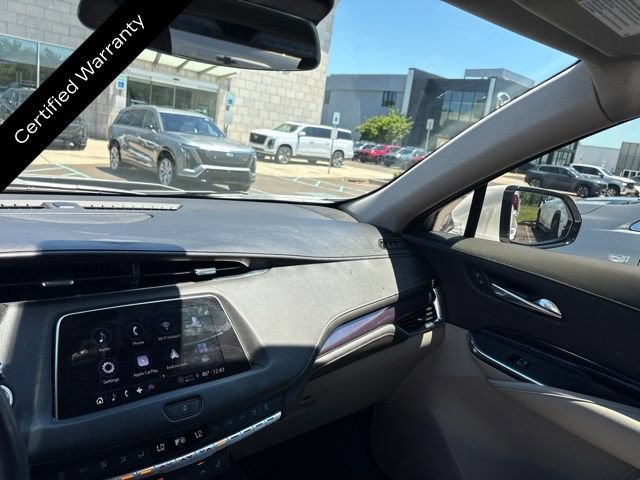 Certified 2023 Cadillac XT4 Luxury w/ Cold Weather Package AWD/4WD image 12
