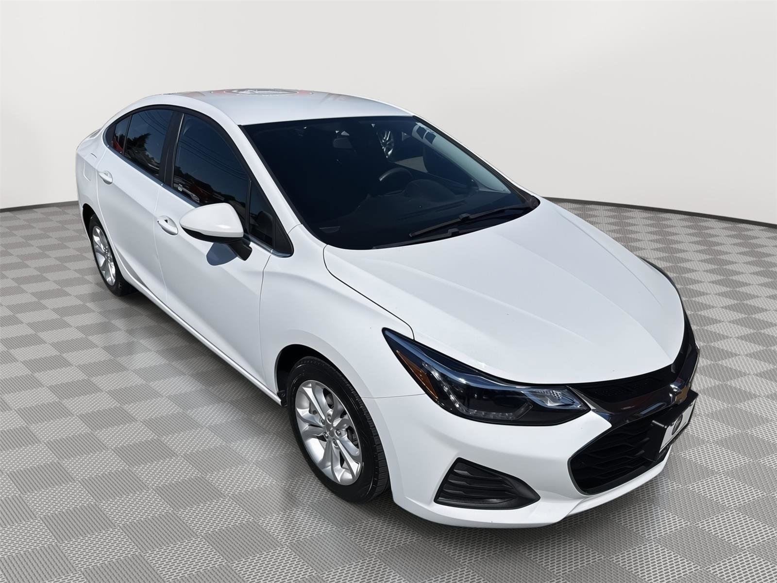 Used 2019 Chevrolet Cruze LT w/ Convenience Package image 5