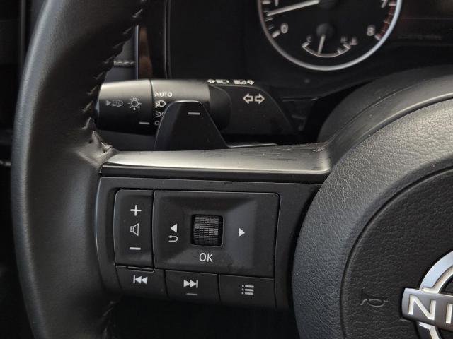 Certified 2025 Nissan Pathfinder SV FWD image 26