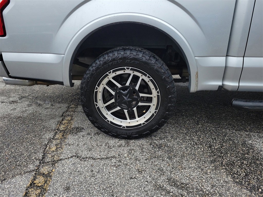 Used 2015 Ford F150 Lariat w/ Trailer Tow Package image 14