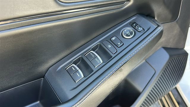 Used 2023 Honda Accord Sport image 11