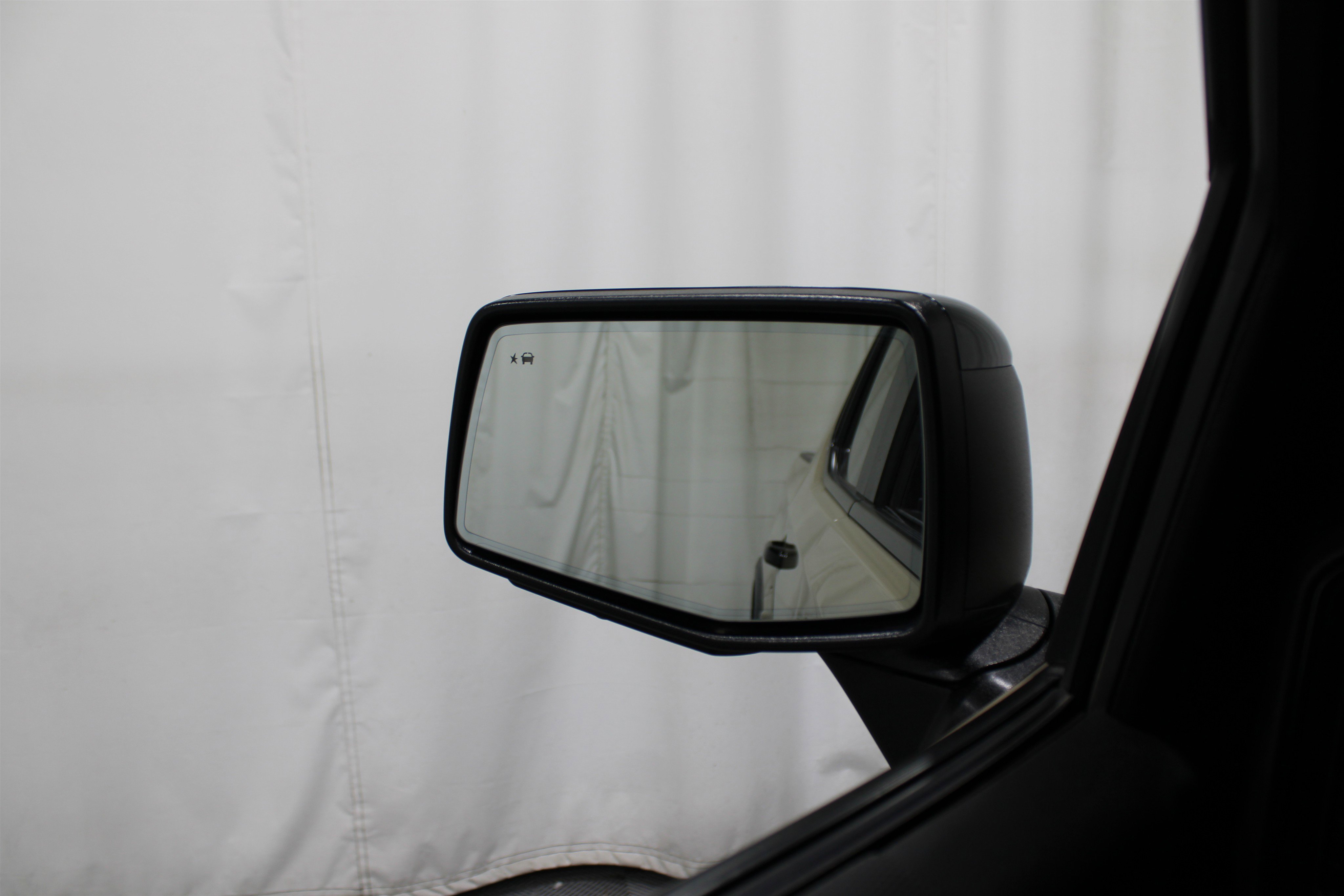 Used 2023 Chevrolet Silverado 1500 ZR2 image 14