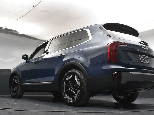 Certified 2025 Kia Telluride S image 38