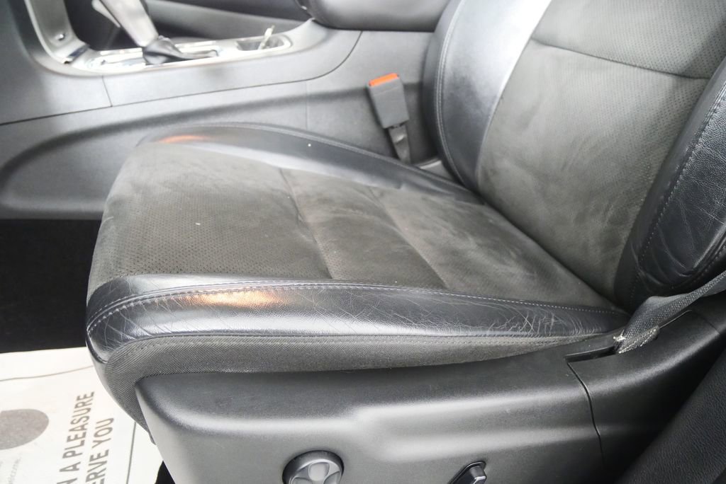 Used 2021 Jeep Grand Cherokee Laredo X AWD/4WD image 9
