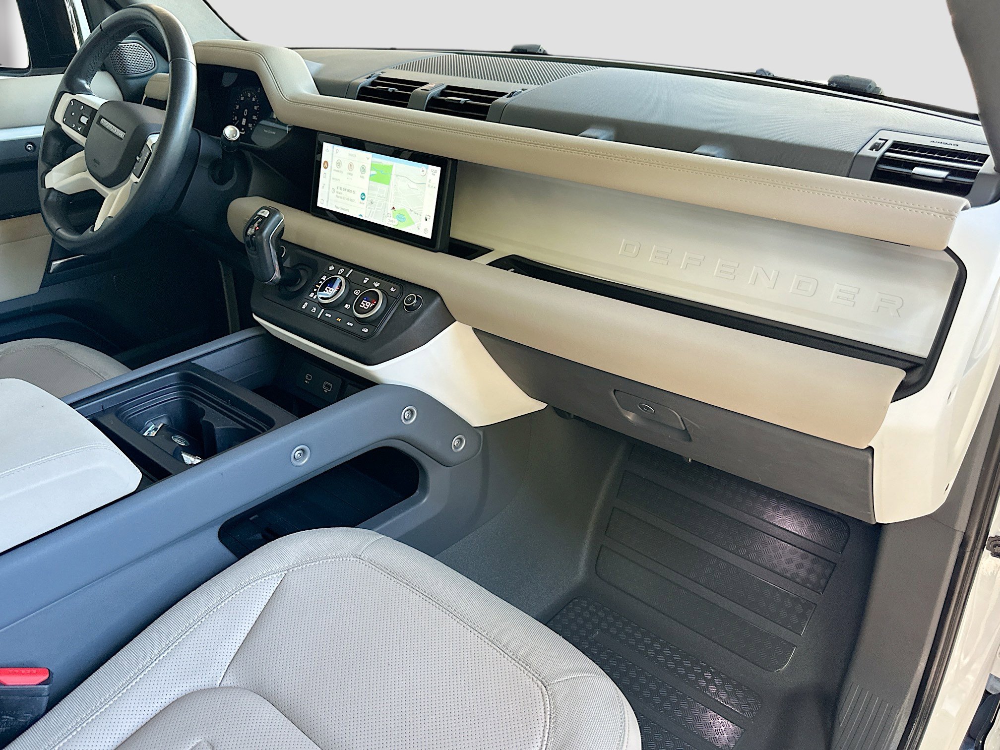 Used 2021 Land Rover Defender 110 S image 28