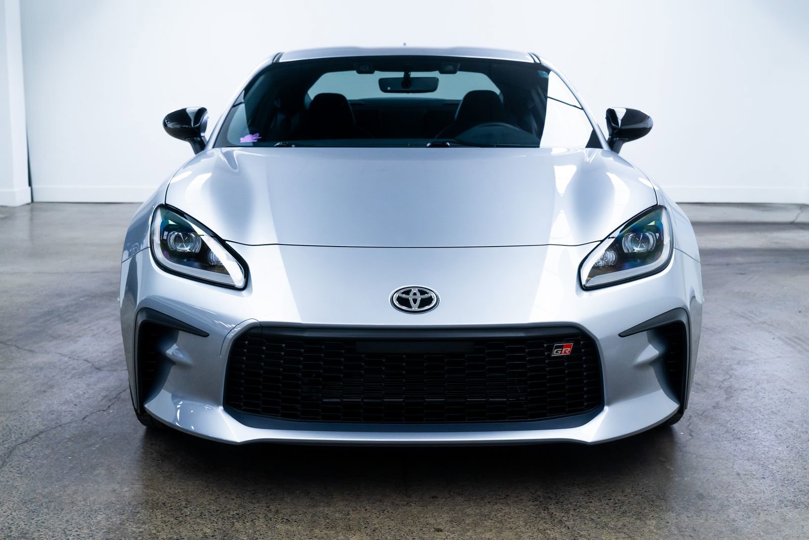 Used 2024 Toyota GR86 Premium RWD image 2