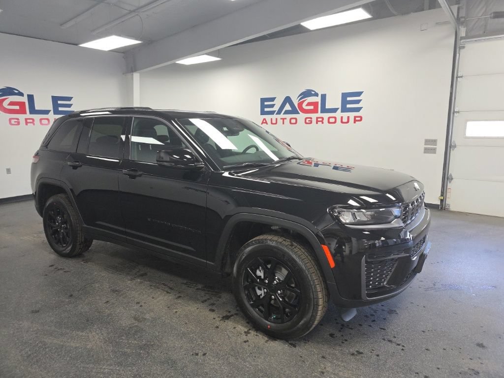 New 2026 Jeep Grand Cherokee Altitude
