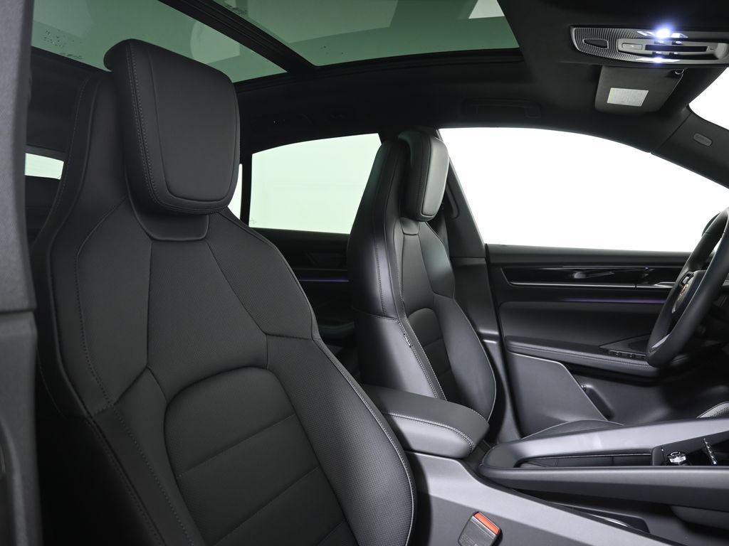 New 2026 Porsche Macan 4 Electric AWD/4WD image 37