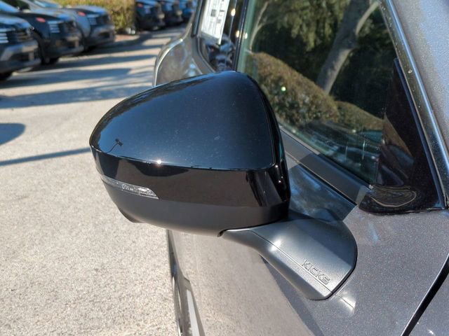 New 2026 Nissan Kicks SR image 12