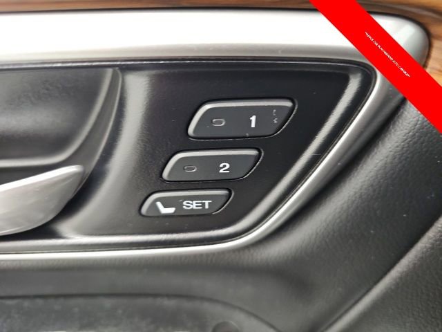Used 2022 Honda CR-V Touring image 14