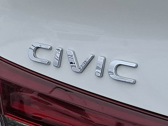 Used 2025 Honda Civic Sport image 29
