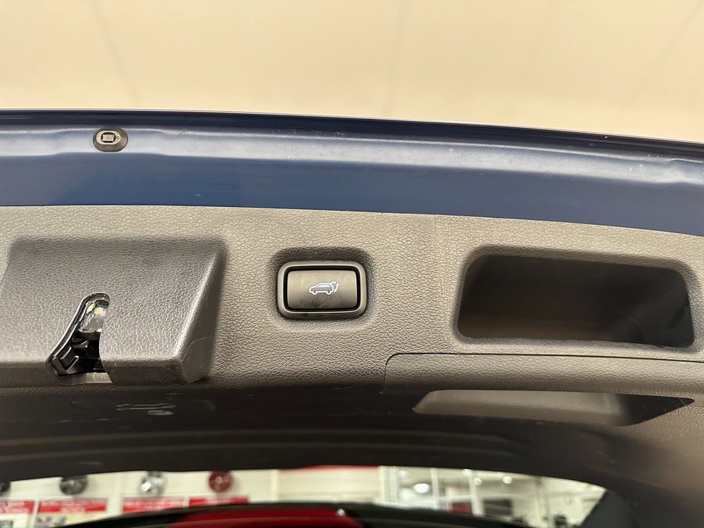 Used 2020 Hyundai Santa Fe SEL w/ Convenience + Premium Package image 43