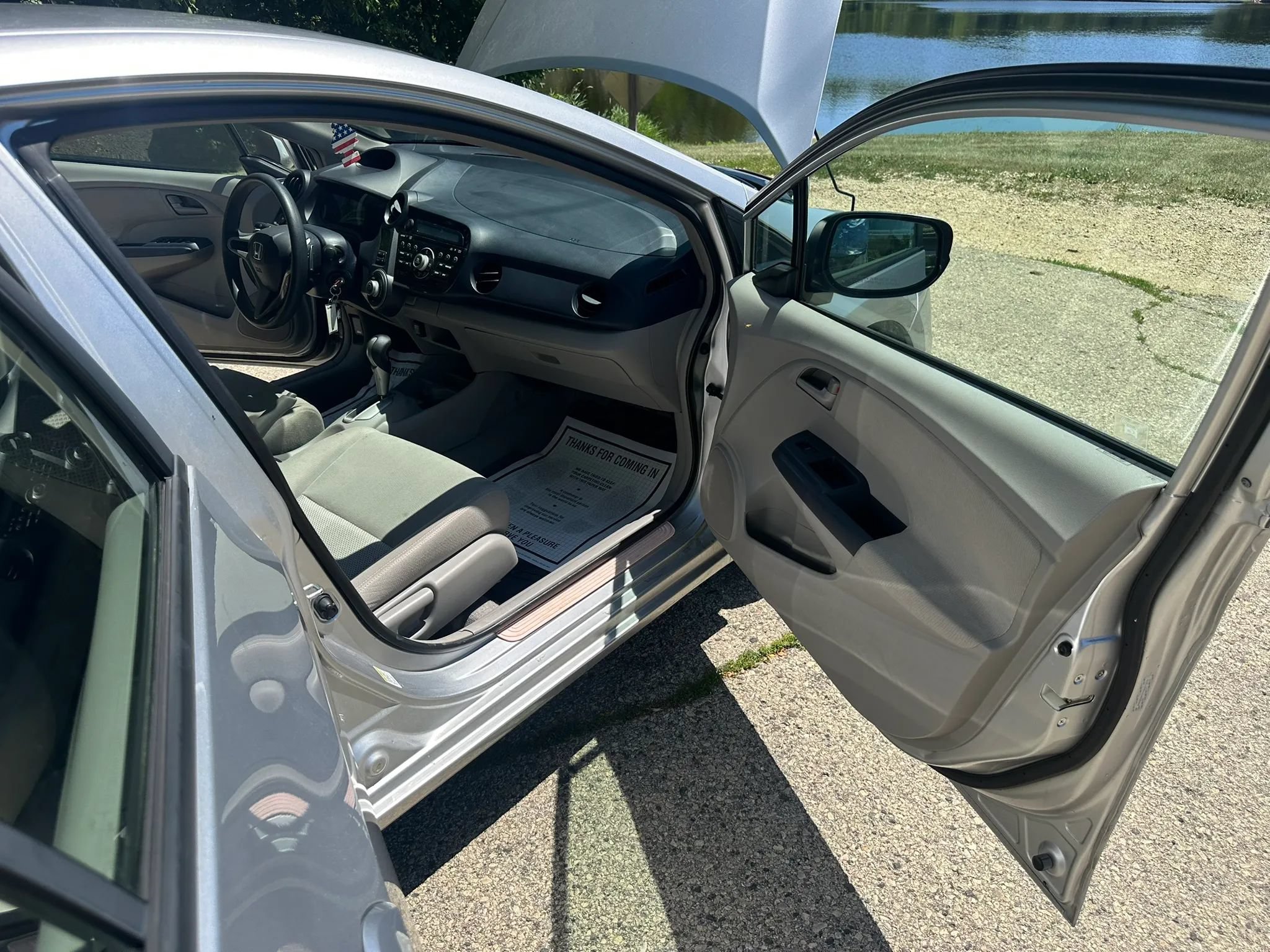 Used 2010 Honda Insight EX image 11