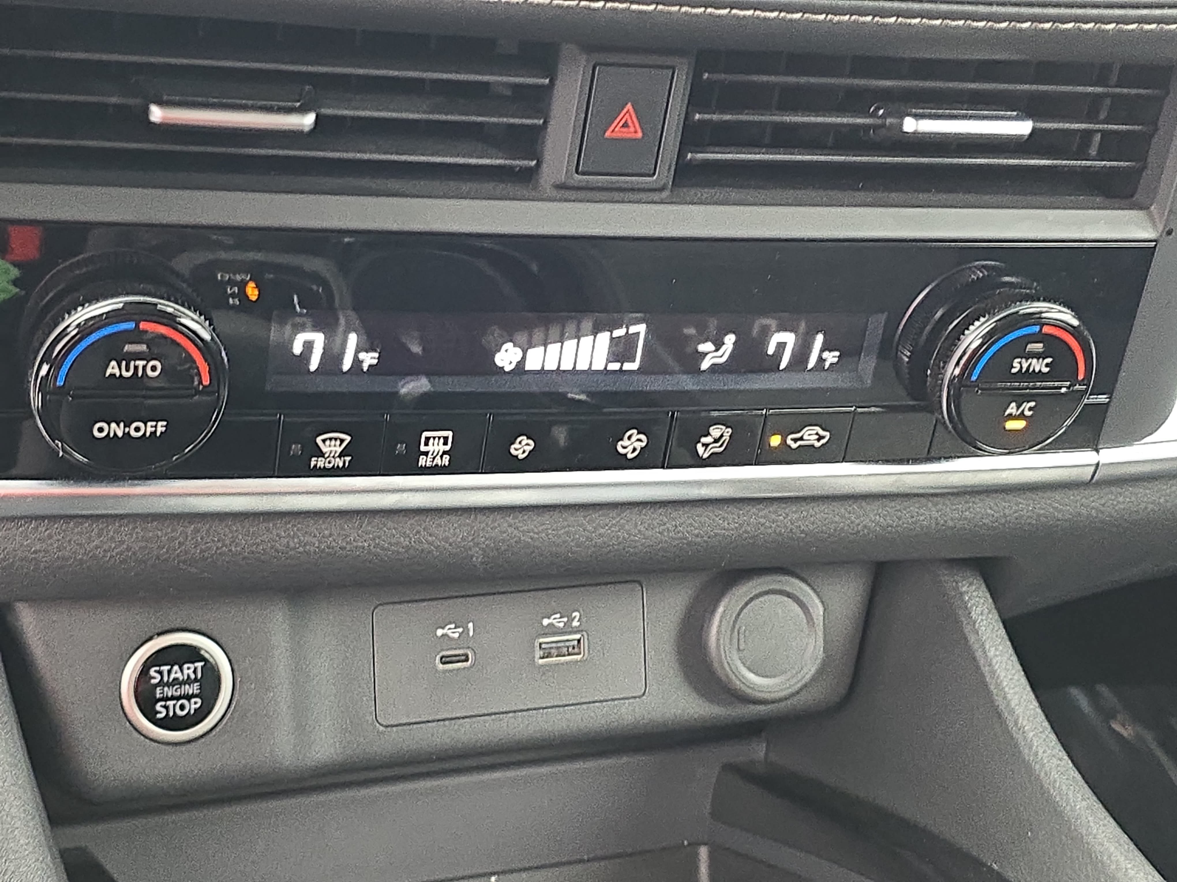 Certified 2023 Nissan Rogue SV FWD image 22