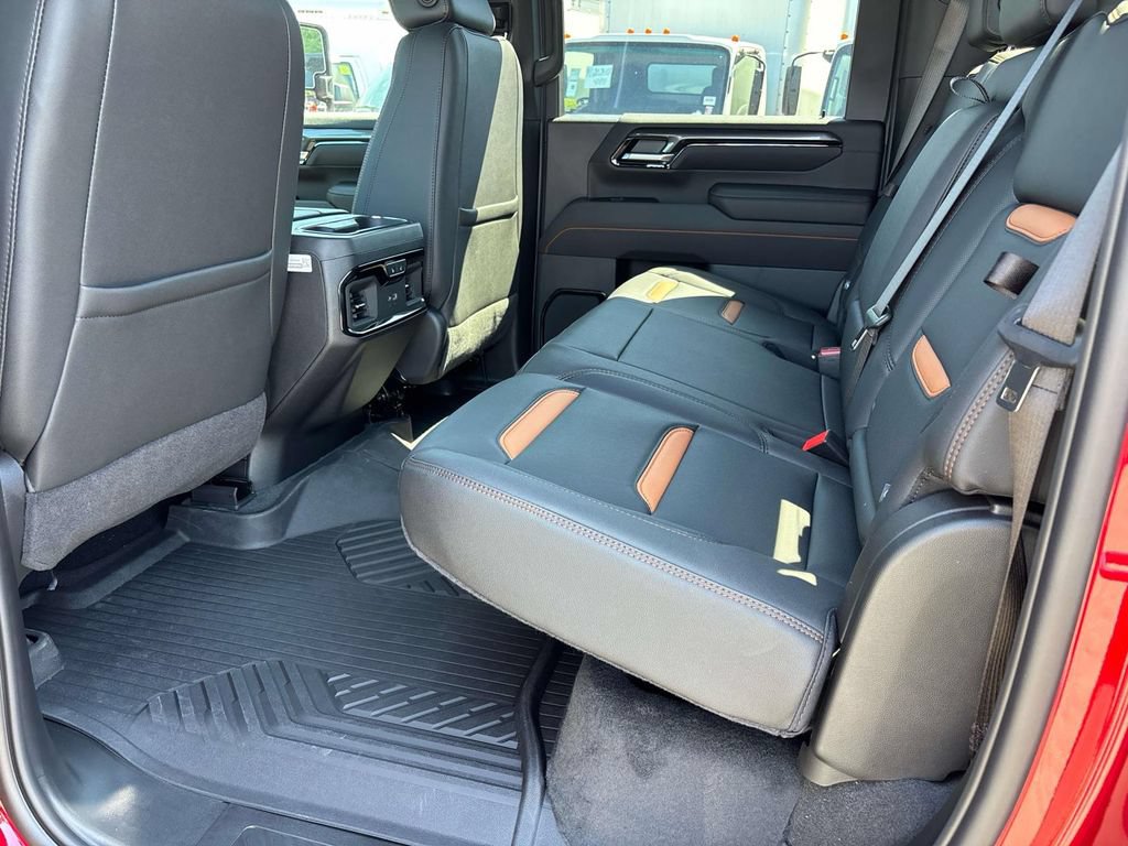 New 2026 GMC Sierra 2500 AT4 w/ Max Trailering Package AWD/4WD image 7