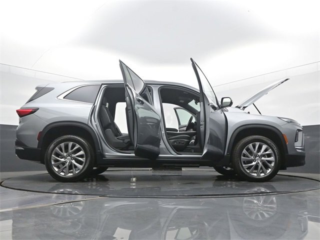 New 2026 Buick Enclave Preferred w/ LPO, Floor Liner Package image 63