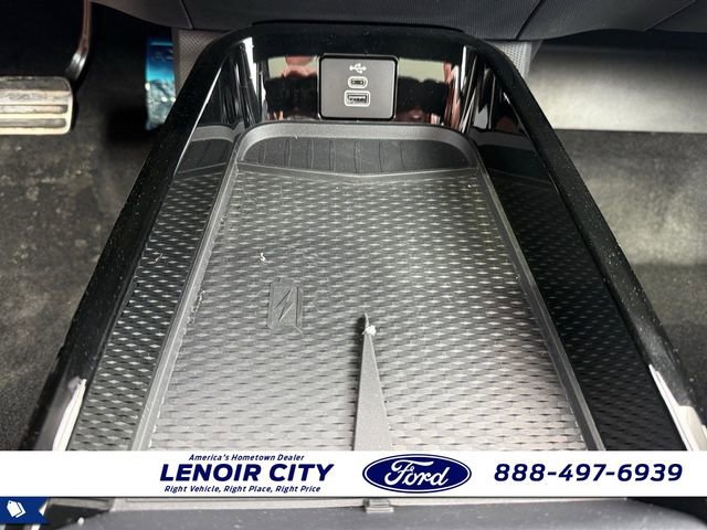 Used 2025 Ford Mustang Mach-E Premium w/ Sport Appearance Package AWD/4WD image 27