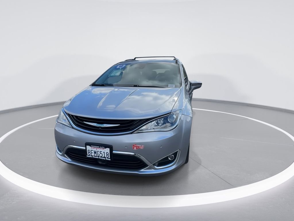 Used 2018 Chrysler Pacifica Limited w/ Advanced Safetytec Group FWD image 5