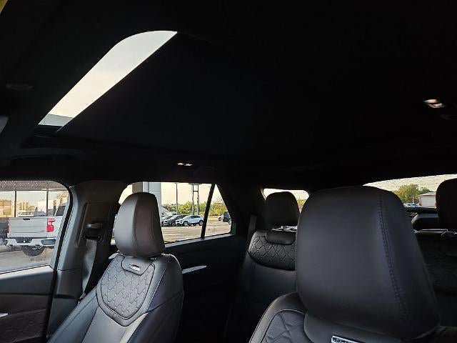 Used 2025 Ford Explorer Platinum w/ Ultimate Package AWD/4WD image 21