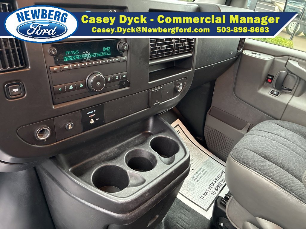 Used 2018 Chevrolet Express 2500 w/ Driver Convenience Package image 24
