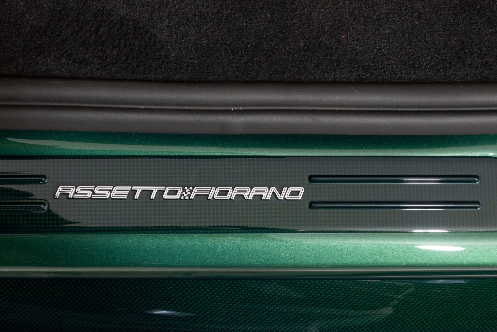 Used 2025 Ferrari 296 GTS RWD image 33