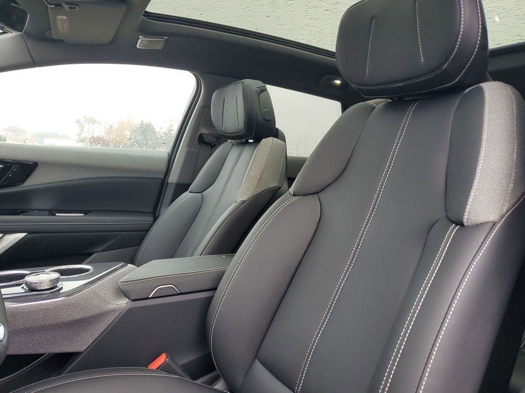 New 2026 Cadillac Optiq Sport 1 image 19