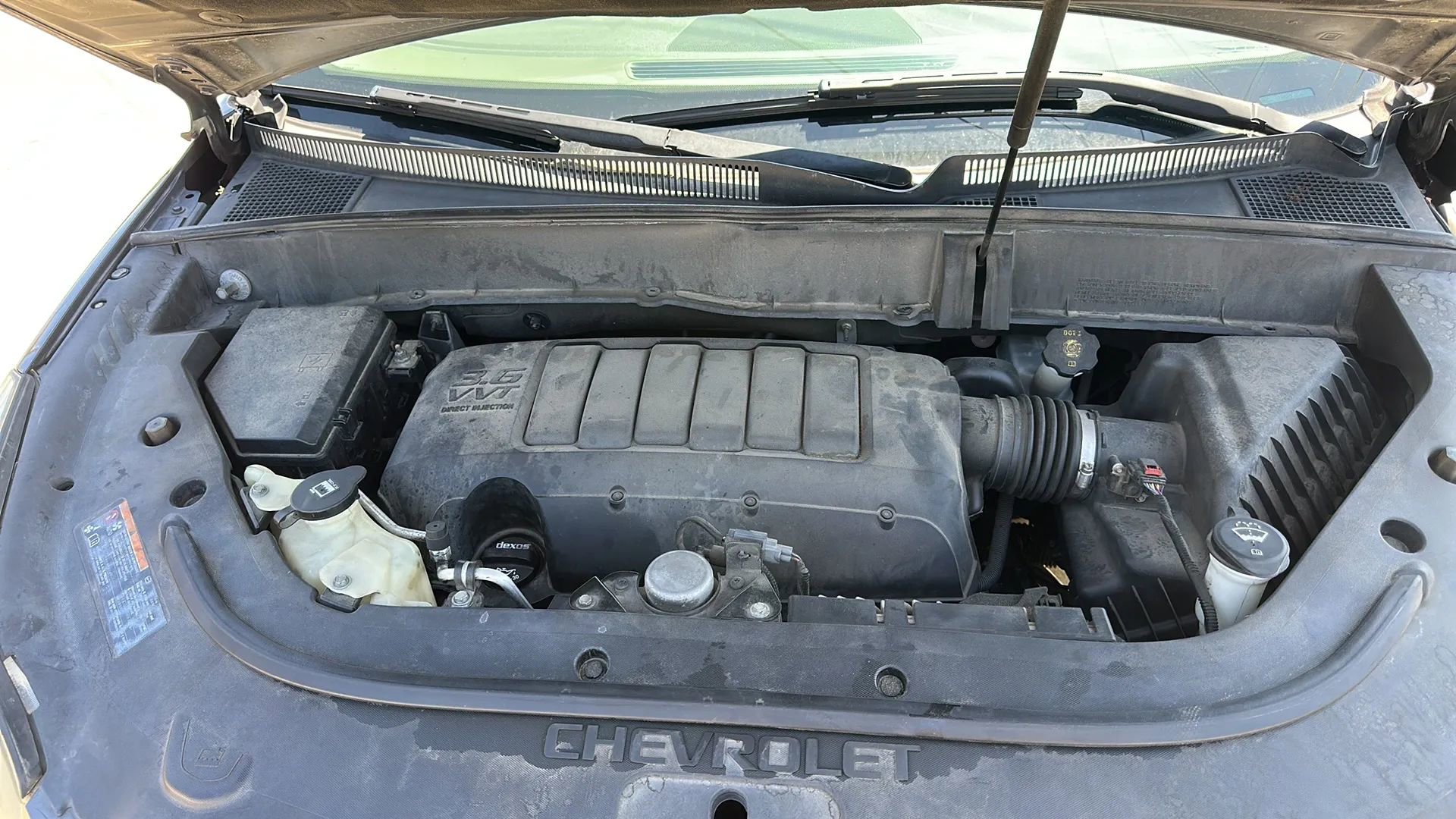 Used 2012 Chevrolet Traverse LT FWD image 11