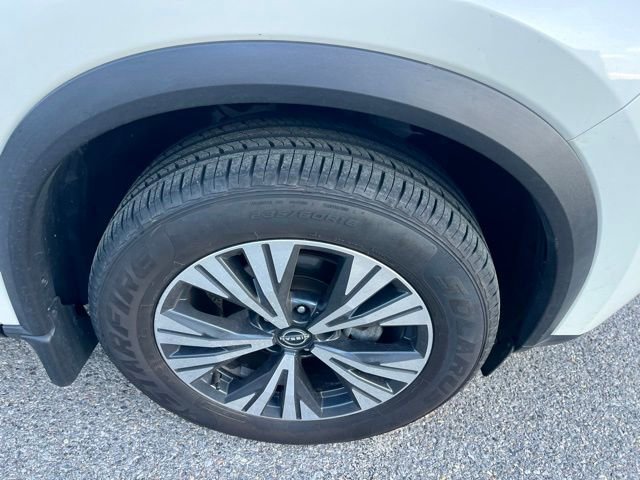 Certified 2023 Nissan Rogue SV w/ SV Premium Package AWD/4WD image 10