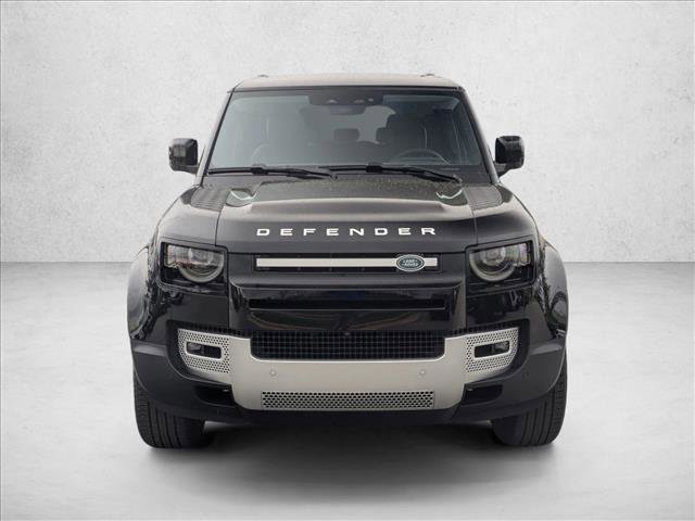 Used 2025 Land Rover Defender 130 S image 6
