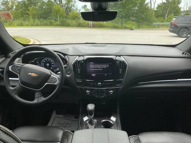 Used 2023 Chevrolet Traverse Premier FWD image 21