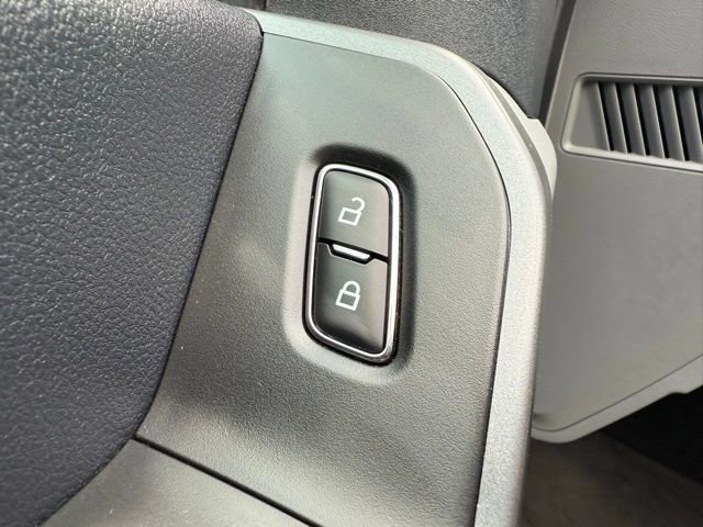 Used 2025 Ford F350 XLT image 13
