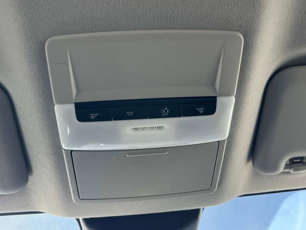 Certified 2021 Nissan Sentra SR image 39