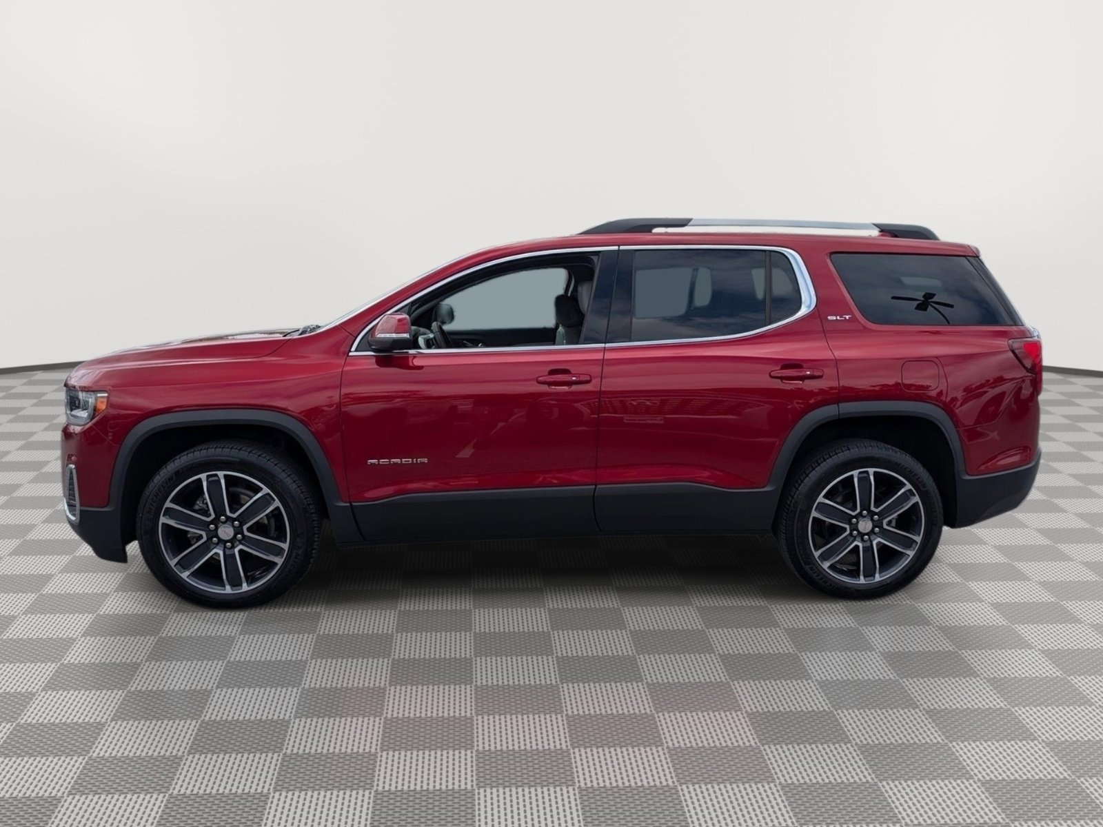 Used 2023 GMC Acadia SLT w/ Technology Package AWD/4WD image 2